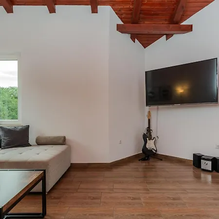 House Lucic Zaton (Zadar)